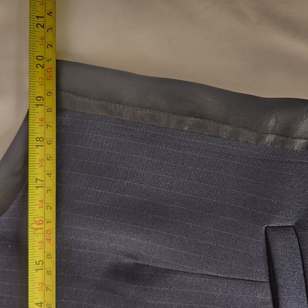 Men's Suit Blue Pinstripe Jacket and Vest Size 40R Made in the USA - Picture 10 of 12